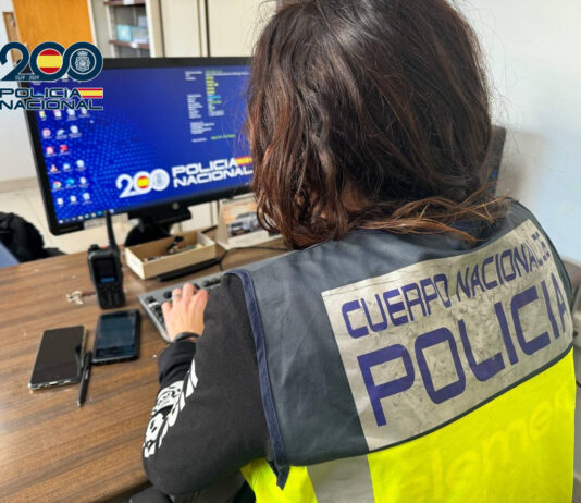 Detenidos tres implicados en una estafa de 45.000 euros a una empresa de Elche mediante la compra fraudulenta de dos vehículos