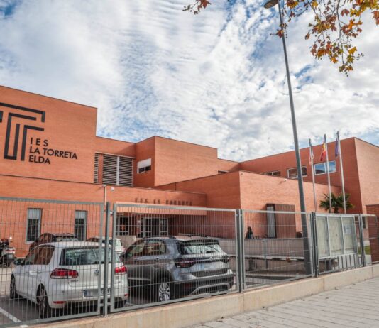 Elda vuelve a activar la ampliación del IES La Torreta con una inversión cercana al millón de euros