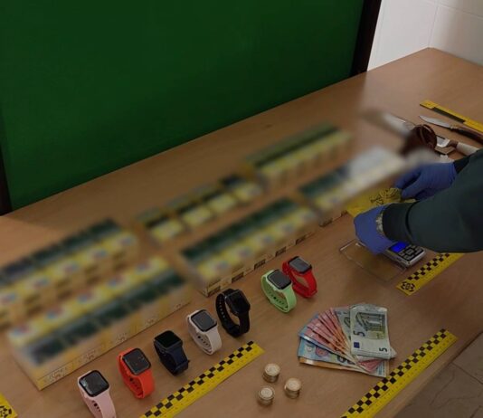 La Guardia Civil detiene a dos personas por delitos contra la salud pública en el marco del plan contra el tráfico de drogas en zonas de ocio