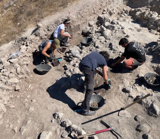 Las excavaciones en El Tabayá de Aspe confirman que el poblado argárico estuvo habitado durante más de mil años