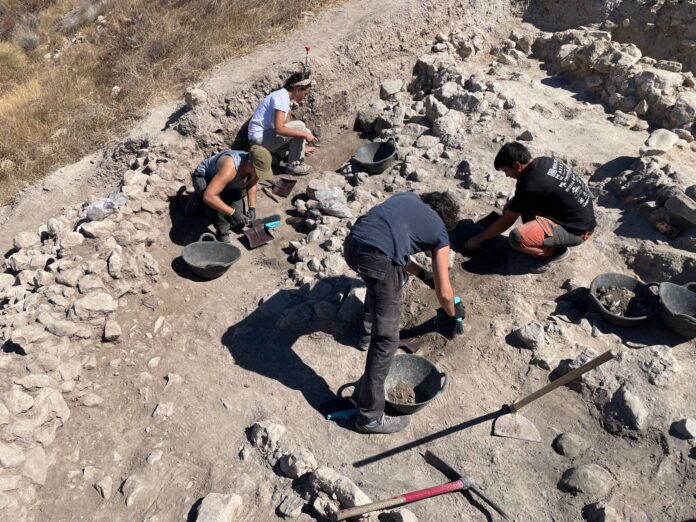 excavaciones-tabaya-aspe-marq-01